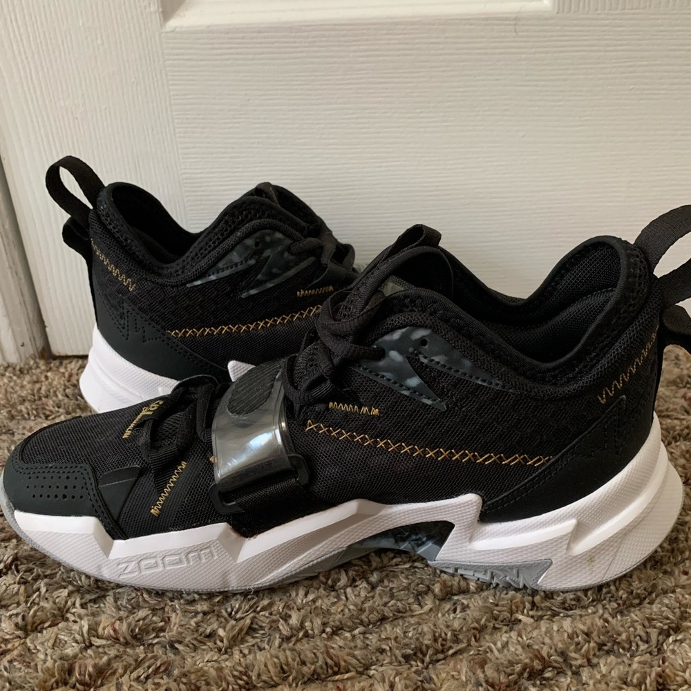 COPY - Jordan Why Not Zer0.3 'The Family' Size 9.5